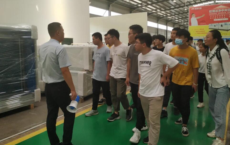 1658451224815587.jpg c79652a9acf04122bf37f74f36692f1c